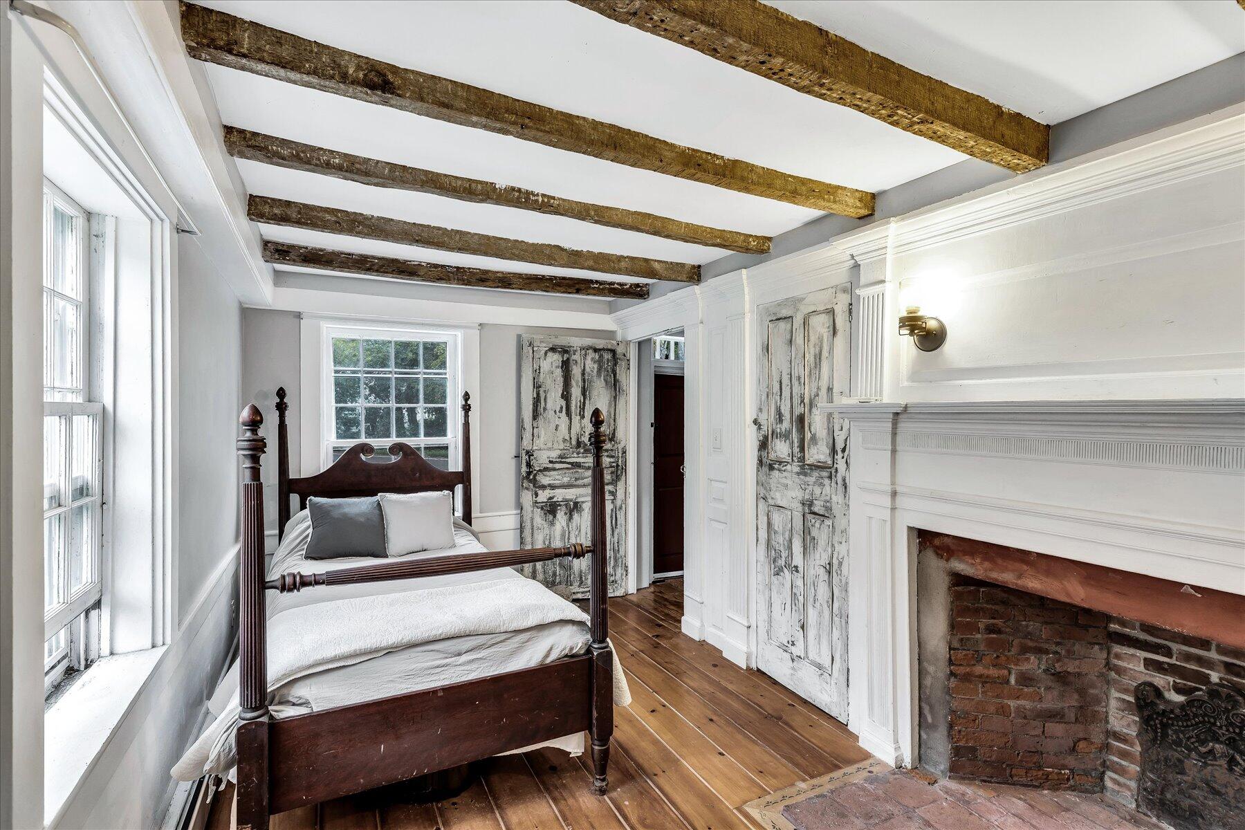 203 County Road Buzzards Bay, MA 02532 - Photo 23 of 41 First Floor Bedroom