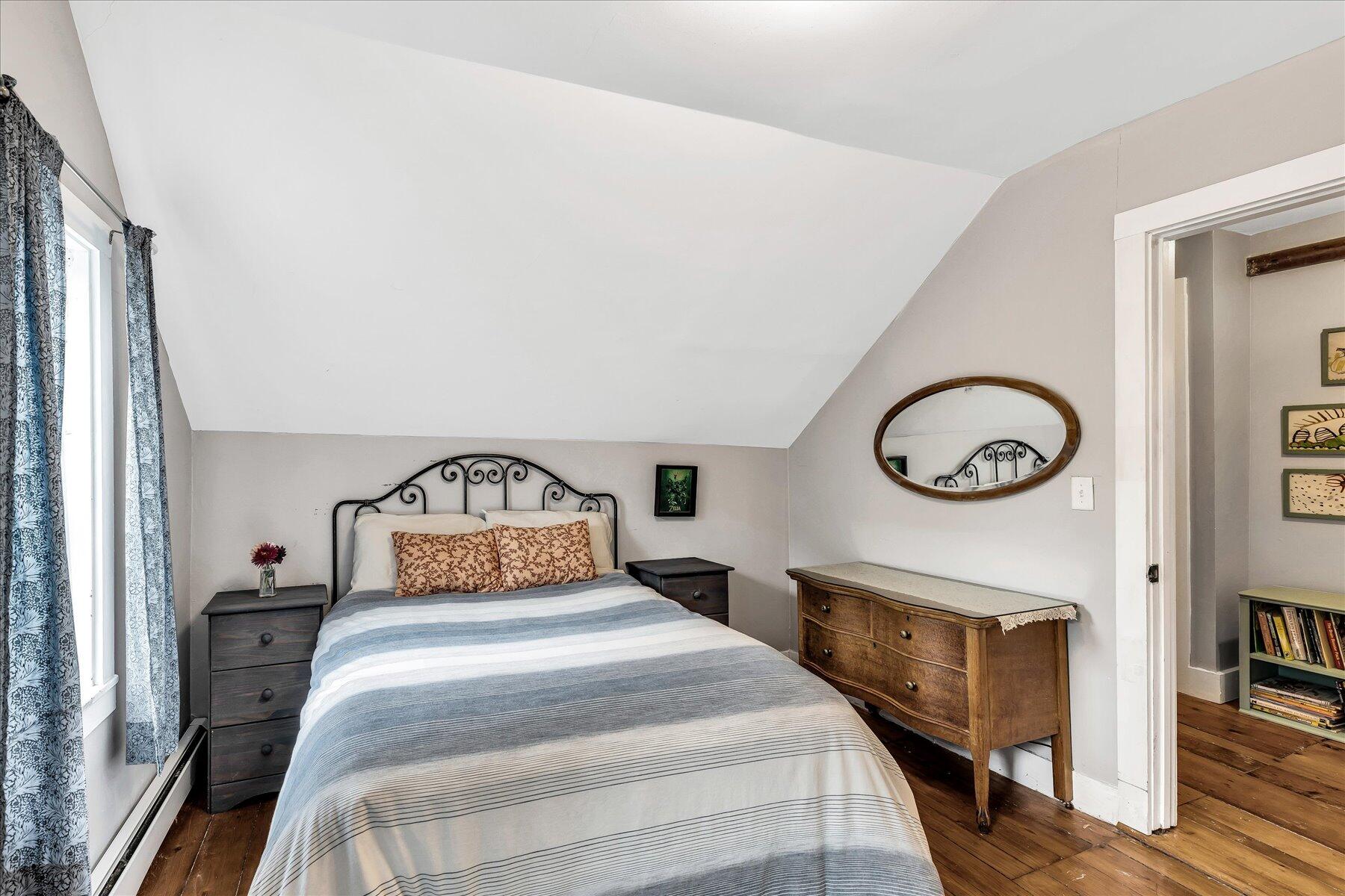 203 County Road Buzzards Bay, MA 02532 - Photo 26 of 41 Bedroom 2