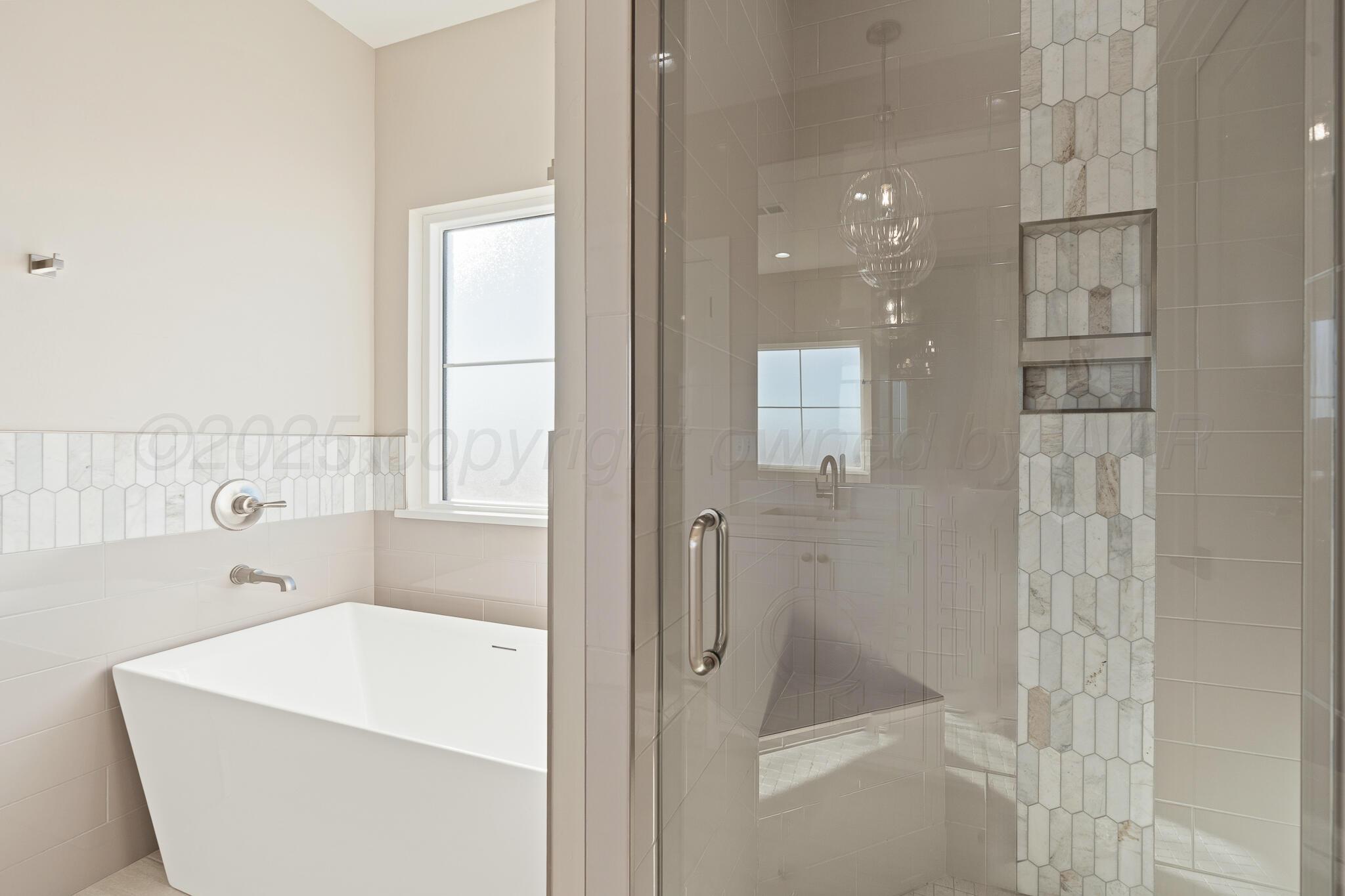 4051 Juniper Springs Road Amarillo, TX 79119 - Photo 21 of 35 Master Bath