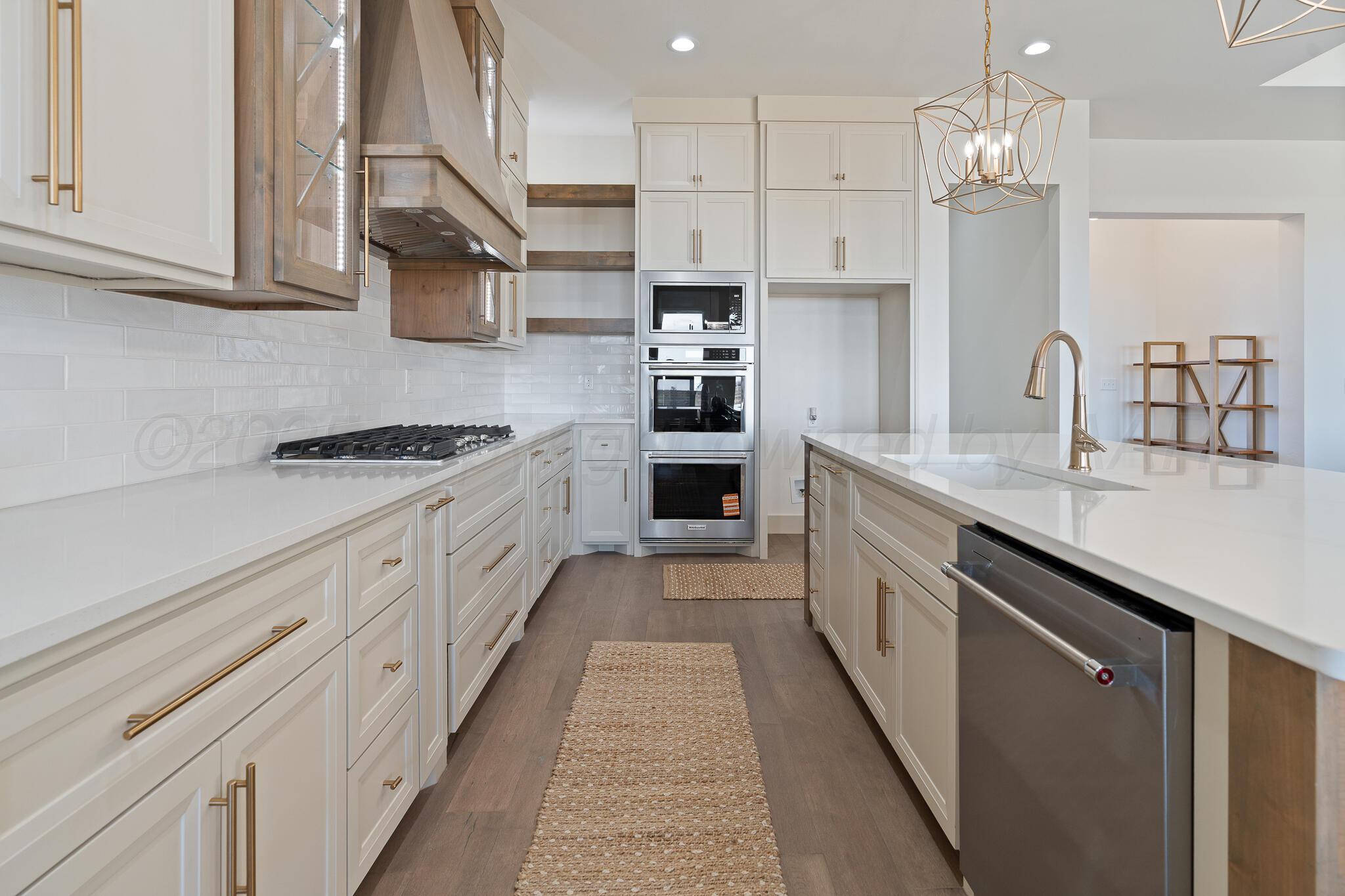 4051 Juniper Springs Road Amarillo, TX 79119 - Photo 8 of 35 Kitchen