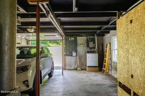 $365,000 | 2 Woodruff Road, West Stockbridge, MA 01266