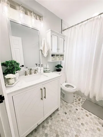 $295,000 | 4549 Highland Drive, Lake Charles, LA 70605