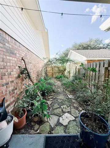 $295,000 | 4549 Highland Drive, Lake Charles, LA 70605