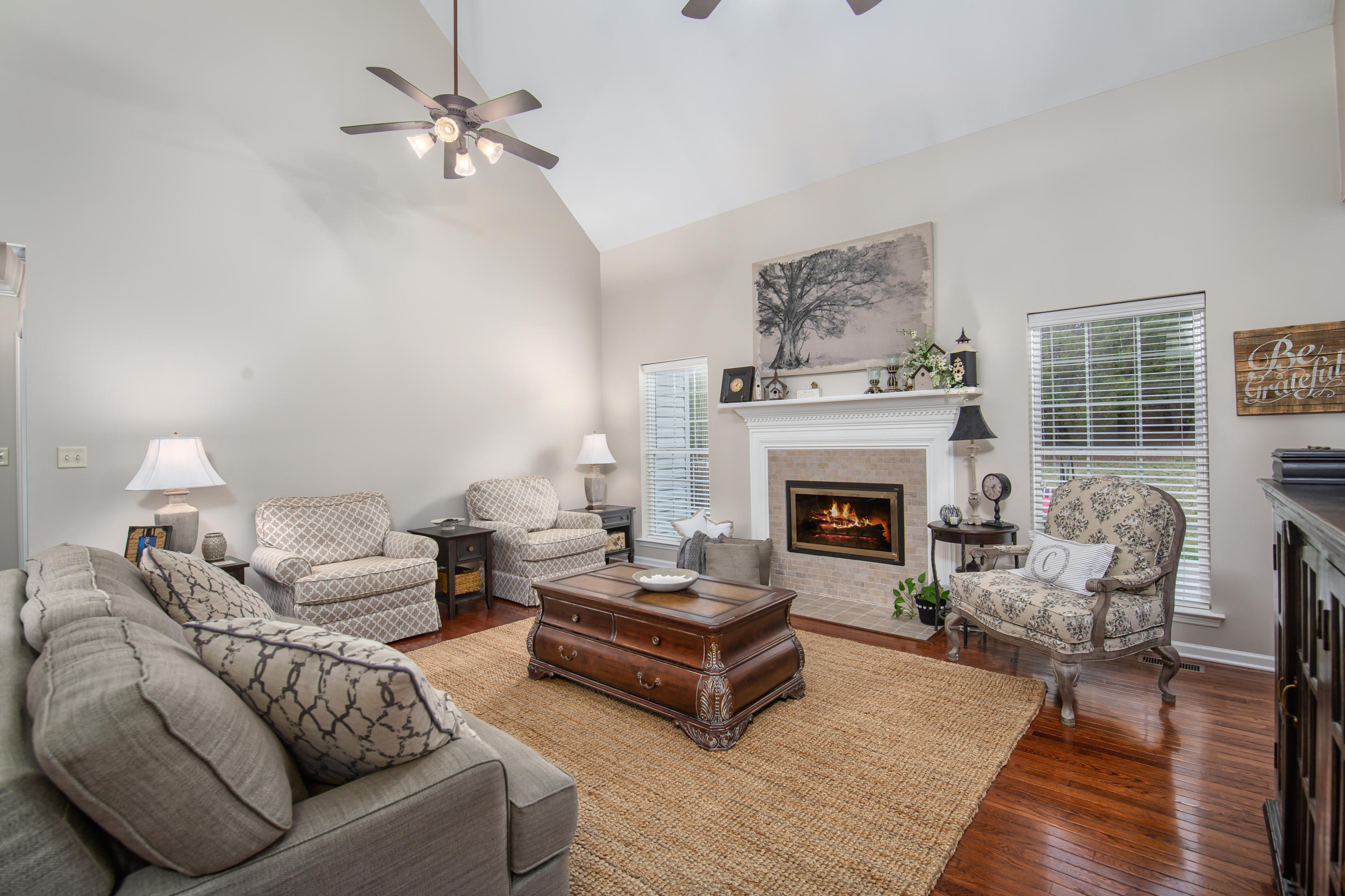 1301 Wineberry Road Powell, TN 37849 - Photo 4 of 19 living room 2