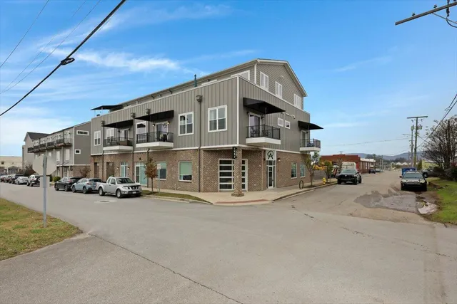 $350,000 | 1603 Fagan Street, Unit 204, Chattanooga, TN 37408