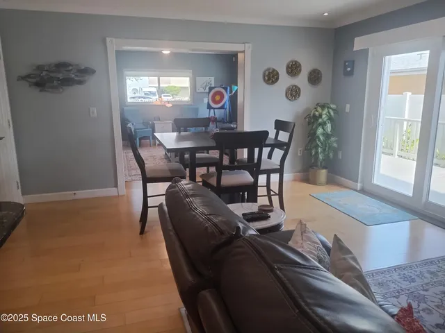 $2,700 | 233 South Brevard Avenue, Cocoa Beach, FL 32931