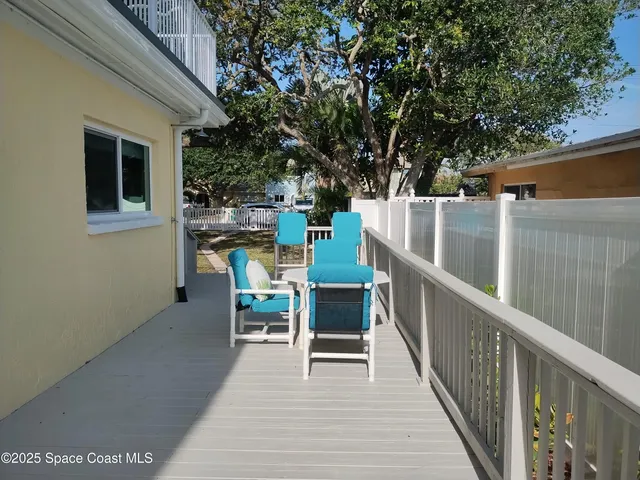 $2,700 | 233 South Brevard Avenue, Cocoa Beach, FL 32931