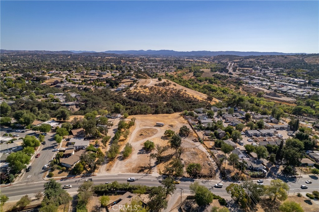 420 Creston Road Paso Robles, CA 93446 - Photo 15 of 16