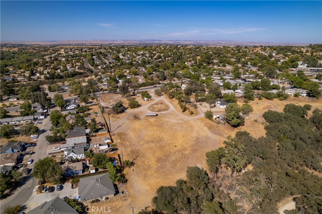 420 Creston Road Paso Robles, CA 93446 - Photo 2 of 16