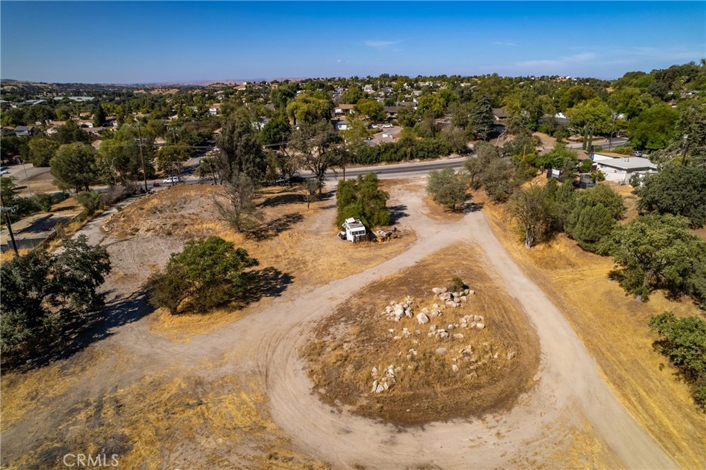 420 Creston Road Paso Robles, CA 93446 - Photo 4 of 16
