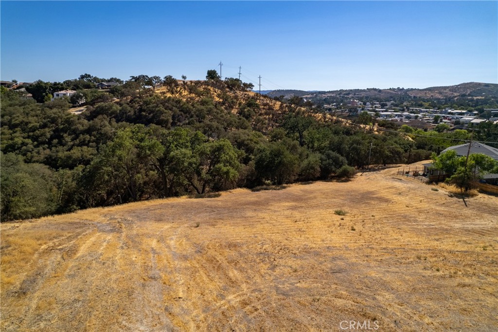 420 Creston Road Paso Robles, CA 93446 - Photo 5 of 16