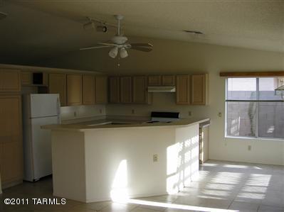 7910 South Danforth Avenue Tucson, AZ 85747 - Photo 2 of 2
