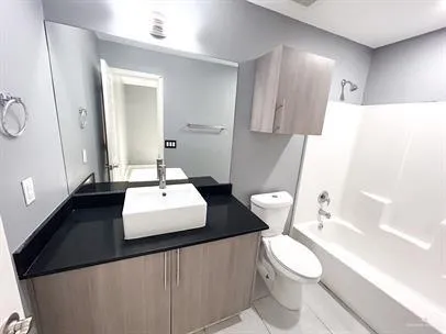 $1,000 | 1421 West Harrison Avenue, Unit 6, Alton, TX 78573