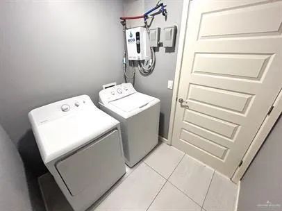 $1,000 | 1421 West Harrison Avenue, Unit 6, Alton, TX 78573