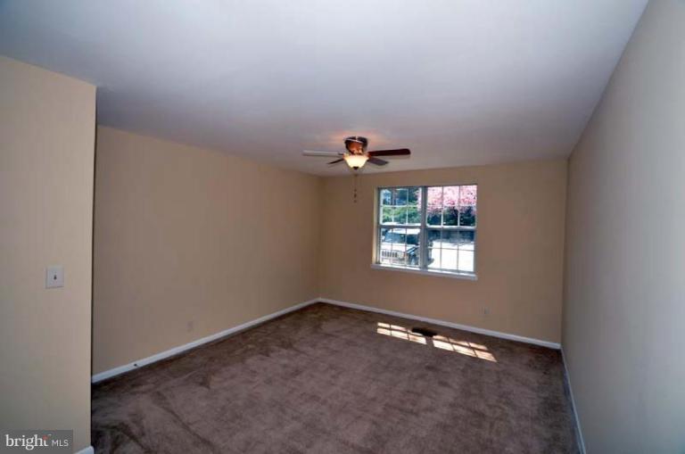 4606 28th Road South, Unit A Arlington, VA 22206 - Photo 9 of 22 Master Bedroom #3
