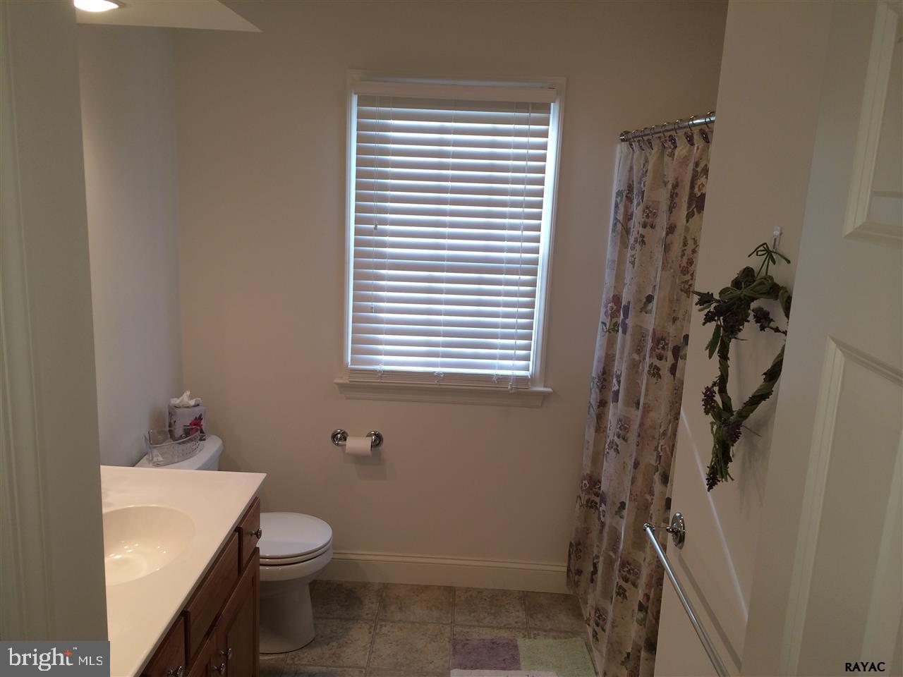 672 Campbell Road York, PA 17402 - Photo 16 of 25 Gallery Image 16