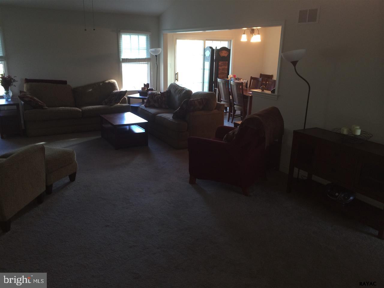 672 Campbell Road York, PA 17402 - Photo 10 of 25 Gallery Image 10