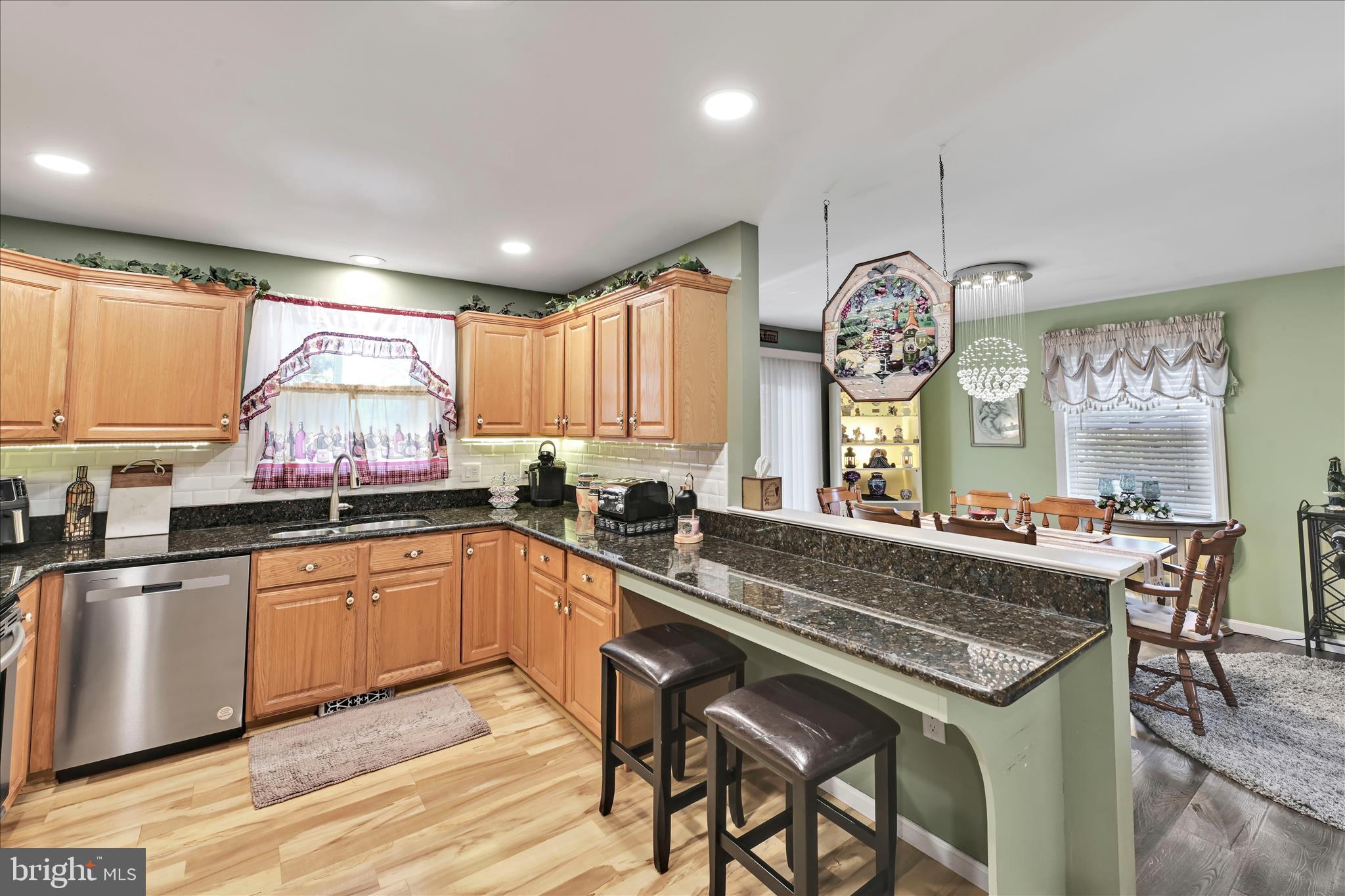 56 Timber Villa Elizabethtown, PA 17022 - Photo 15 of 31 Kitchen