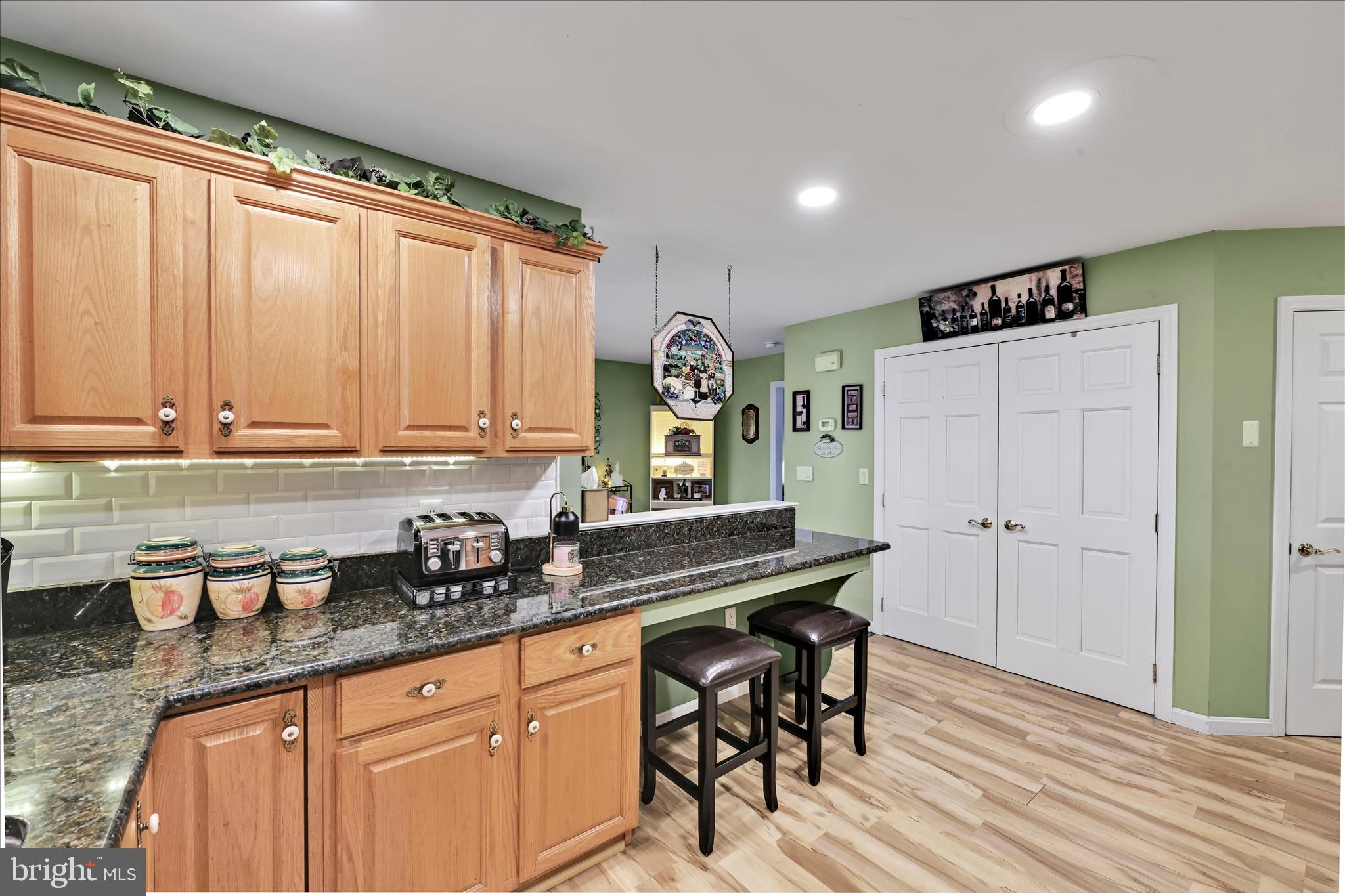 56 Timber Villa Elizabethtown, PA 17022 - Photo 17 of 31 Kitchen