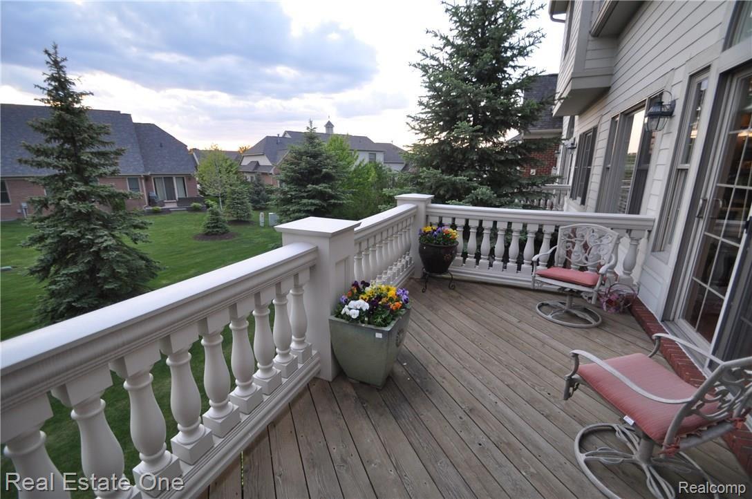 2749 Castlemartin Court Rochester, MI 48306 - Photo 33 of 39 35.JPG