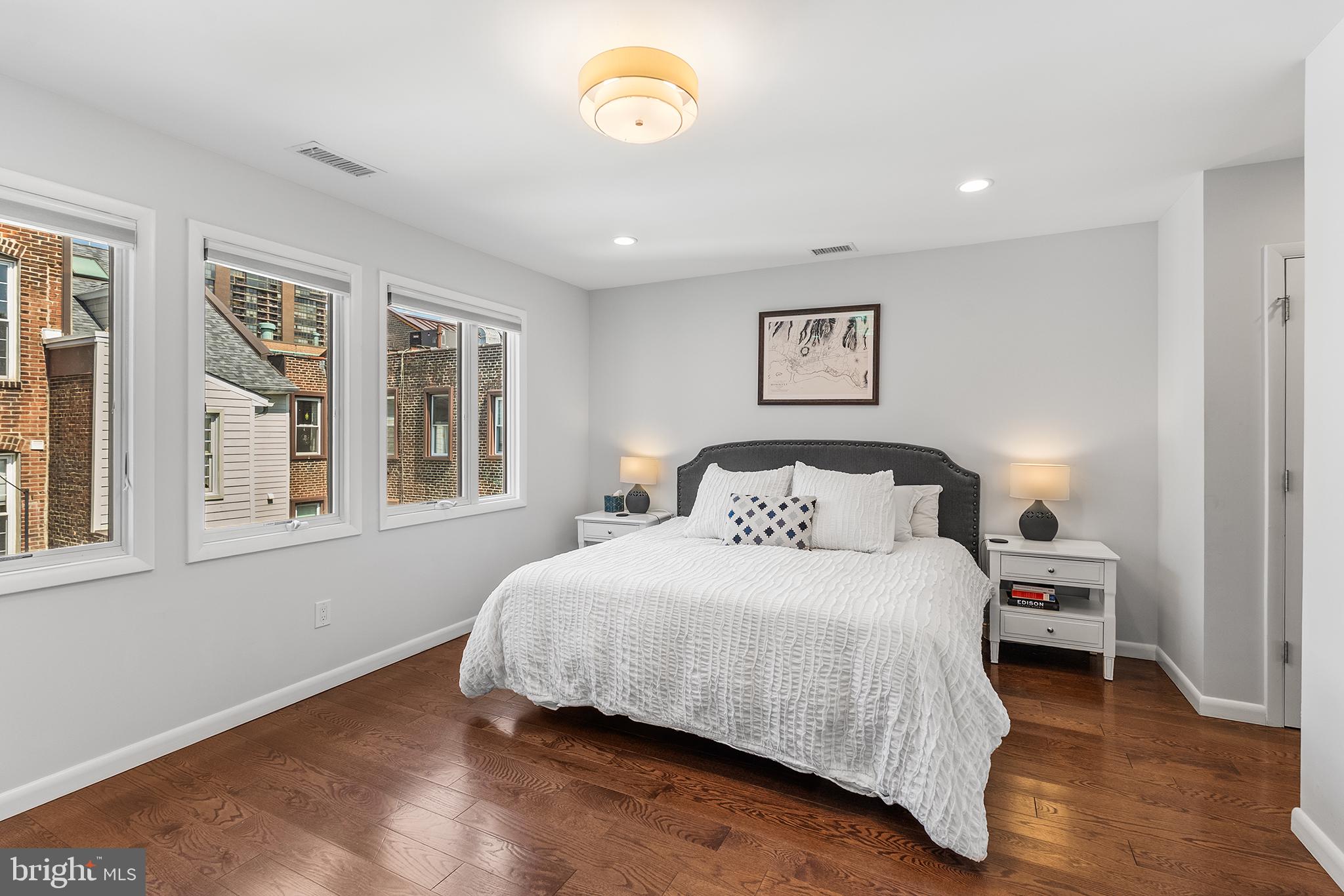 631 Addison Street Philadelphia, PA 19147 - Photo 25 of 25 Spacious layout with walk-in and double closets