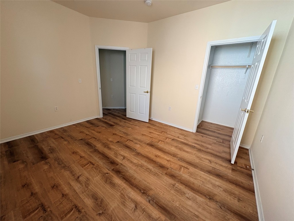 318 Crockett Loop Georgetown, TX 78633 - Photo 22 of 29 a view of empty room