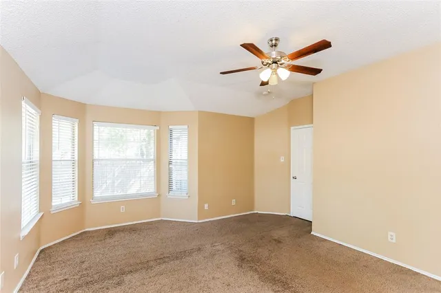 $1,885 | 2720 Clovermeadow Drive, Fort Worth, TX 76123