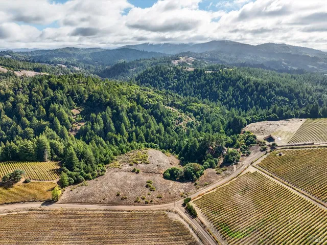 a view of a outdoor space