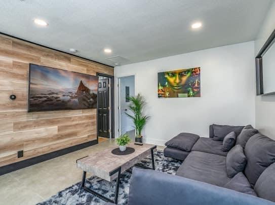 2747 Griffin Road, Unit 13 Fort Lauderdale, FL 33312 - Photo 4 of 37 IMG_0019