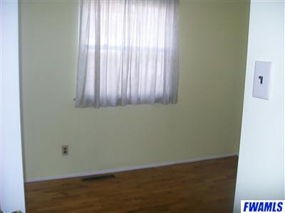 1010 Adams Street Decatur, IN 46733 - Photo 10 of 15
