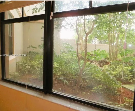 $2,450 | 1919 Van Buren Street, Unit 111A, Hollywood, FL 33020