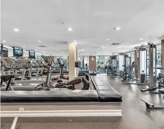 $2,450 | 1919 Van Buren Street, Unit 111A, Hollywood, FL 33020