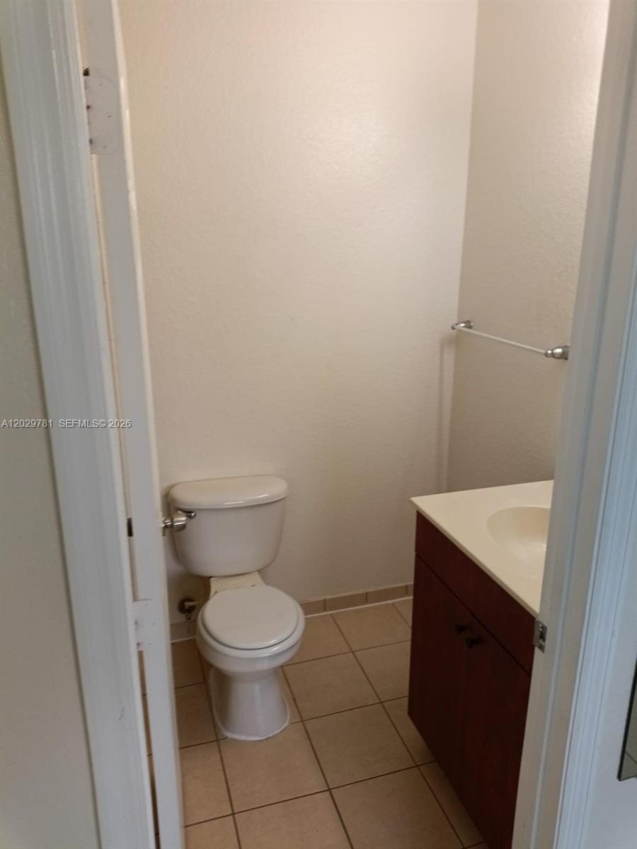 1936 Alamanda Way, Unit 1 Riviera Beach, FL 33404 - Photo 9 of 17