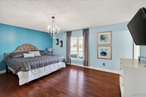 $725,000 | 790 Villa Gran Way, Fenton, MO 63026