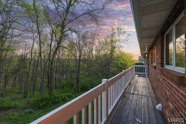 $725,000 | 790 Villa Gran Way, Fenton, MO 63026