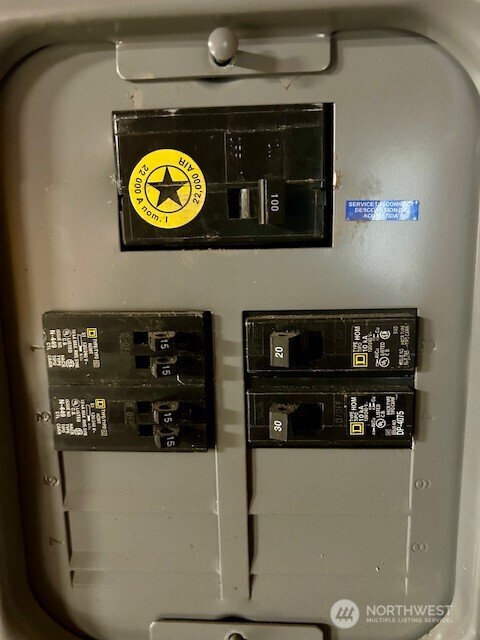 22902 Keating Road Orting, WA 98360 - Photo 40 of 40 a close view of a stove