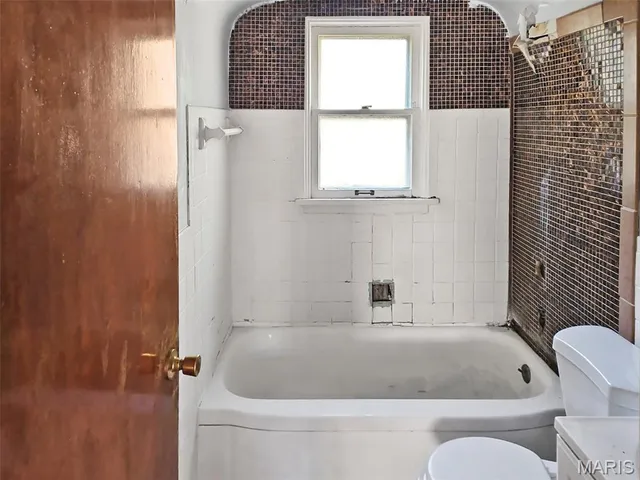 $64,900 | 9741 Vickie Place, St. Louis, MO 63136