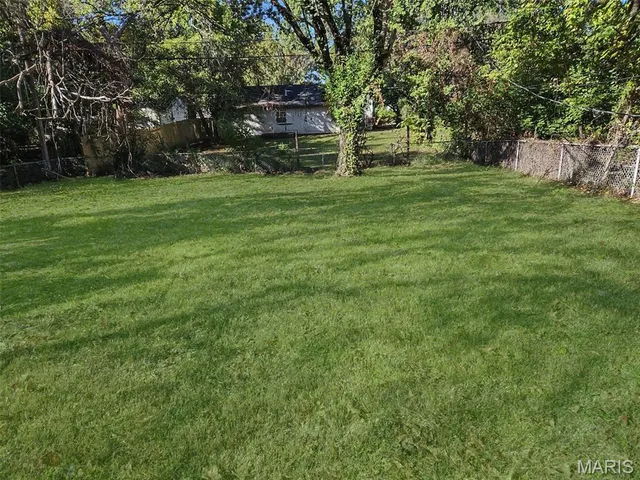 $64,900 | 9741 Vickie Place, St. Louis, MO 63136