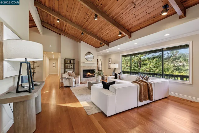 $1,999,000 | 1149 Camino Vallecito, Lafayette, CA 94549