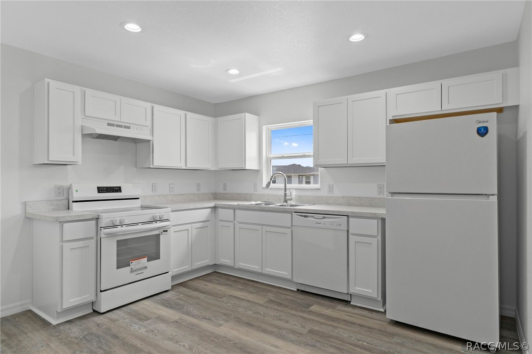 2159 West Nicholas Shane Drive Dunnellon, FL 34434 - Photo 12 of 38 Kitchen