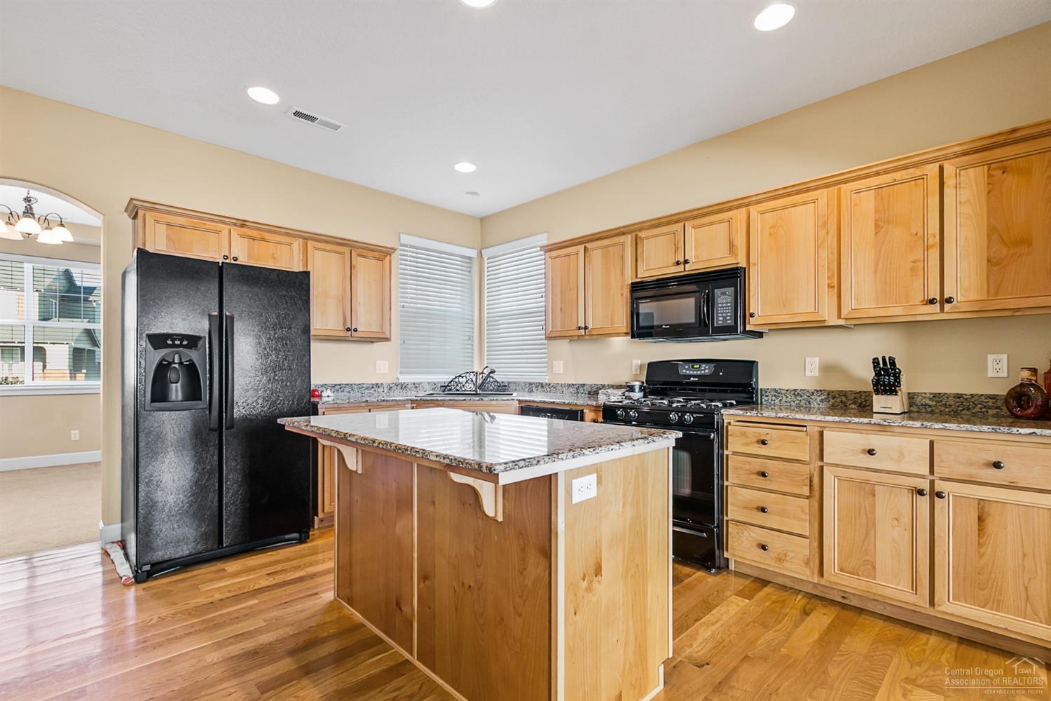 20740 Kilbourne Loop Bend, OR 97701 - Photo 3 of 25 Additional Photo