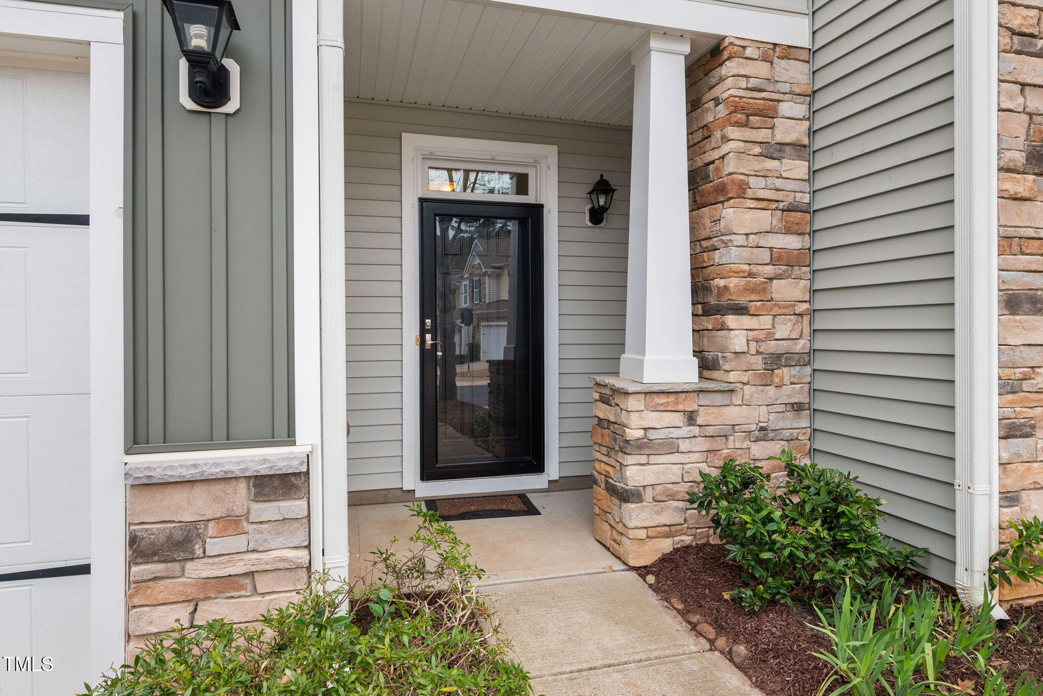 2451 Memory Ridge Drive Raleigh, NC 27606 - Photo 3 of 36 15-web-or-mls-2451-memory-ridge-drive