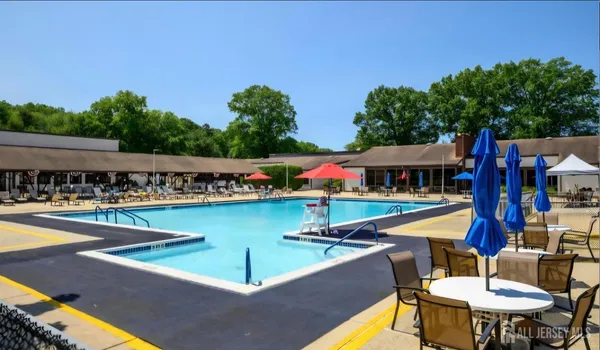 $2,300 | 11 Pine Cluster Circle, Unit F, Manalapan, NJ 07726