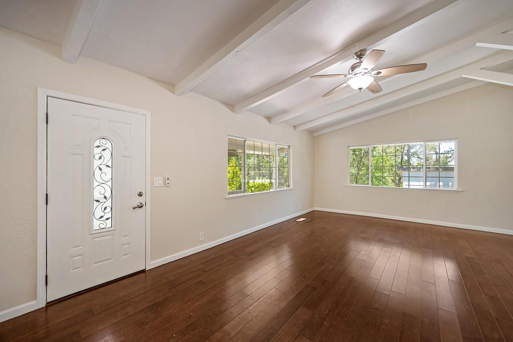 11375 Dry Creek Road Auburn, CA 95602 - Photo 17 of 33
