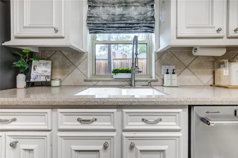 $410,000 | 12154 Quail Creek Drive, Houston, TX 77070