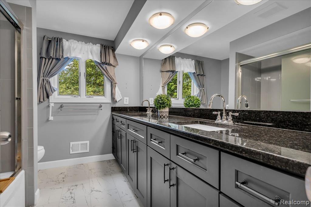 2374 Ridge Drive Troy, MI 48098 - Photo 26 of 38 Gallery Image 26