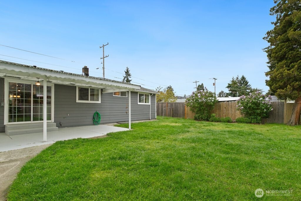 12214 4th Avenue Southwest Seattle, WA 98146 - Photo 28 of 33
