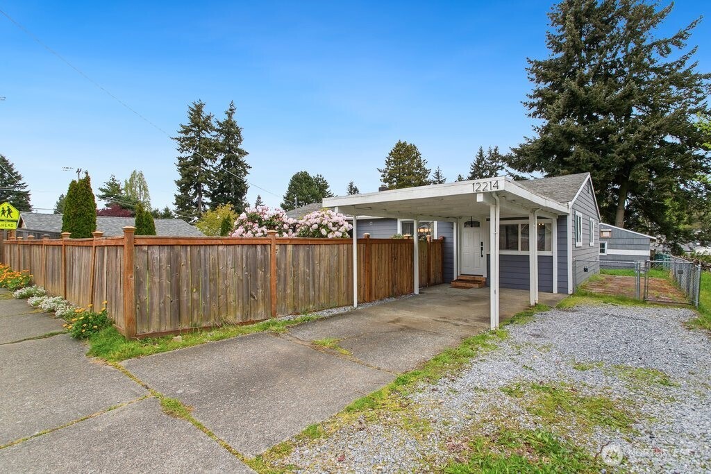 12214 4th Avenue Southwest Seattle, WA 98146 - Photo 32 of 33