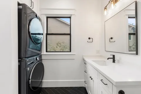 $1,649,000 | 1825 Arlington Street, Houston, TX 77008