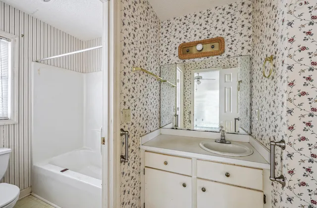 $224,900 | 131 South Cove Drive, West Columbia, SC 29170